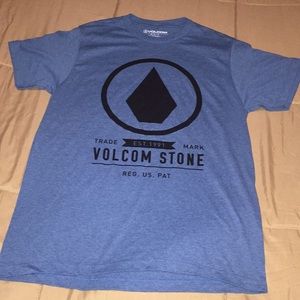 N W O T volcom T-shirt